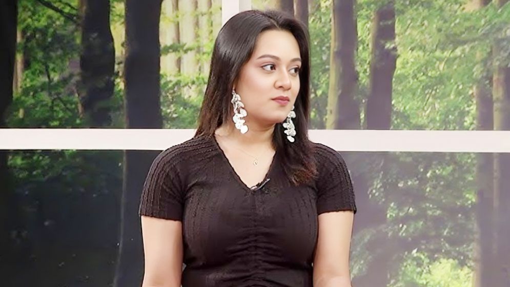 নির্মাতা হতে চান দীঘি