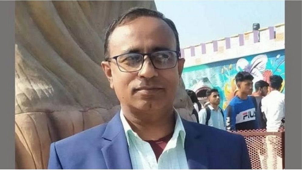 ঢাকা-বগুড়া মহাসড়কে ট্রাকের চাকায় পিষ্ট হয়ে মোটরসাইকেল চালক নিহত