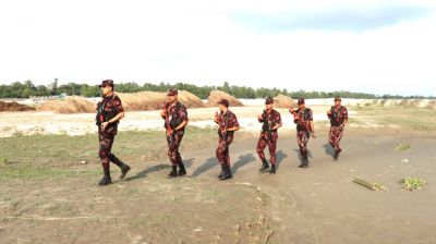 অবৈধ অনুপ্রবেশ ঠেকাতে কুড়িগ্রাম সীমান্তে বিজিবির সর্বোচ্চ সতর্কতা
