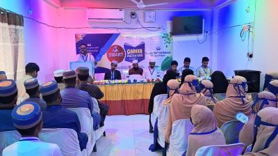 শিক্ষার্থীদের ভবিষ্যৎ পরিকল্পনায় পাকুন্দিয়ায় ক্যারিয়ার গাইডলাইন অনুষ্ঠিত