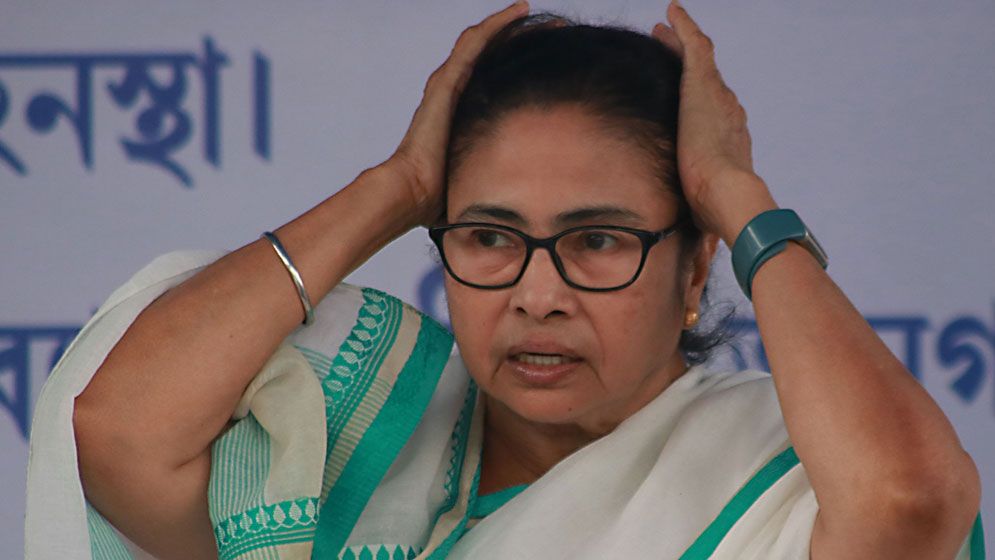কীভাবে পথ হারালেন মমতা বন্দ্যোপাধ্যায়