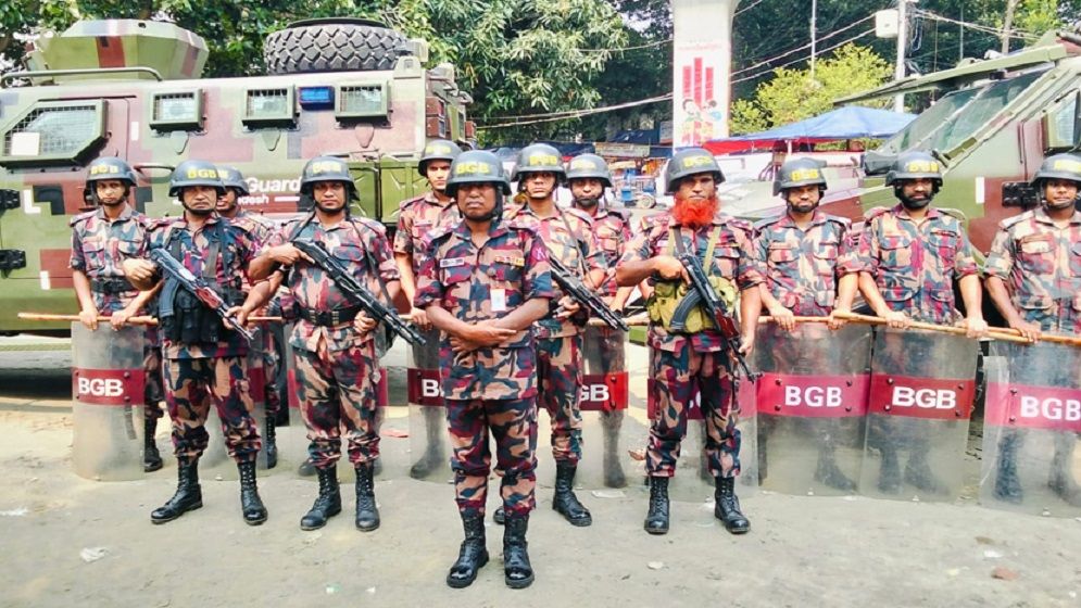 রাজধানীতে নিরাপত্তা জোরদারে বিজিবি মোতায়েন
