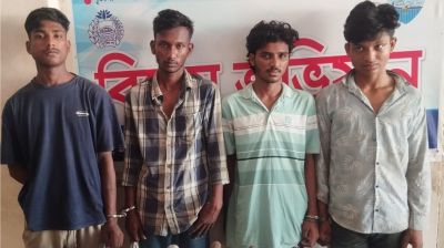 হাটহাজারীতে আগ্নেয়াস্ত্রসহ ৪ কিশোর আটক
