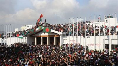 জুলাই শহীদ পরিবার ও আহত যোদ্ধাদের জন্য মাসিক ভাতার প্রস্তাব বাজেটে