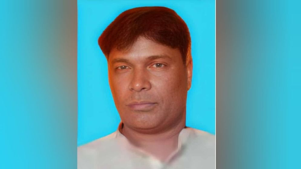 খিলগাঁওয়ে শীর্ষ সন্ত্রাসী ‘পাগলা সোহেল’কে গণপিটুনি দিয়ে পুলিশে সোপর্দ