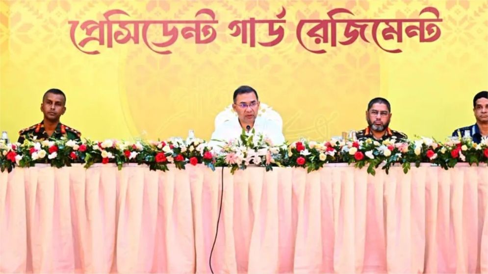নিরাপত্তা কৌশল যেন জনগণ থেকে দূরে ঠেলে না দেয়, প্রধানমন্ত্রীর আহ্বান