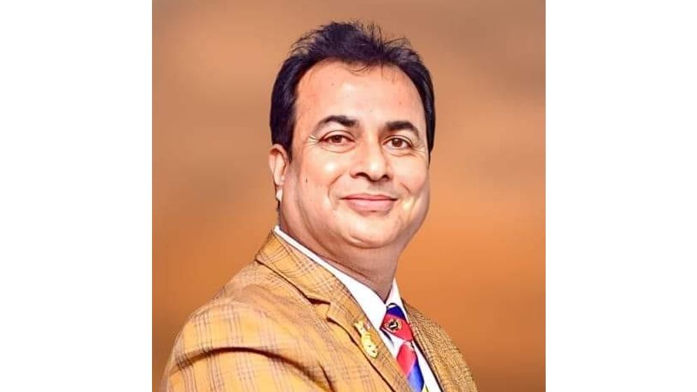 তলানিতে ঠেকেছে মর্যাদা, ঘরে ঘরে এখন ‘সাংবাদিক’