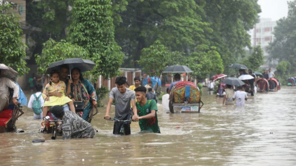 ফের ভারি বর্ষণের আভাস