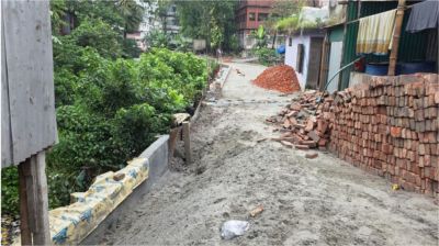 রূপগঞ্জে সরকারি টাকায় খাল ভরাট, ইউপি চেয়ারম্যানের বিরুদ্ধে ব্যক্তিগত রাস্তা নির্মাণের অভিযোগ