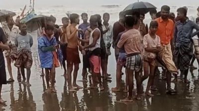 মিয়ানমার থেকে আসা রোহিঙ্গাবোঝাই নৌকা ডুবি : ১৮ জনকে জীবিত উদ্ধার