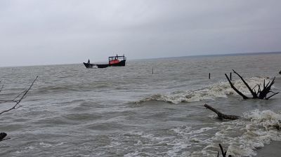 উত্তাল সাগর, সব সমুদ্রবন্দরে ৩ নম্বর সতর্ক সংকেত