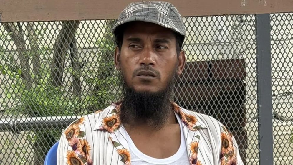 কিশোরীর সঙ্গে অনৈতিক সম্পর্কের জেরে সালিশে কনটেন্ট ক্রিয়েটর রিপন, ভিডিও ভাইরাল