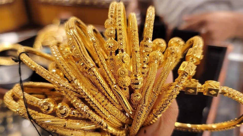 ভরিতে সোনার গহনার দাম বাড়ল ১৬৩৩ টাকা