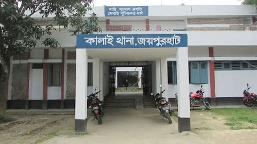 দাঁত ভেঙে ও গরম কাস্তের ছ্যাঁকা দিয়ে নির্যাতনে গৃহবধূর মৃত্যু