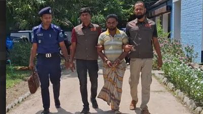 অটোরিকশা ছিনতাইয়ের জন্য চালককে হত্যা, গ্রেপ্তার ৩