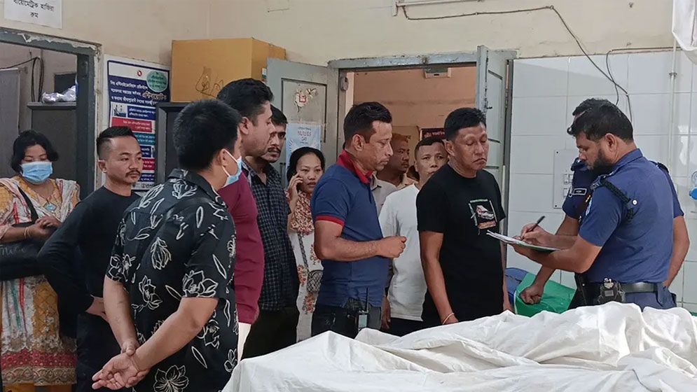 রাঙামাটিতে যাত্রীবাহী পিকআপ উল্টে ৪ জন নিহত
