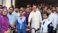 লাল কার্ড’ দেখিয়ে বিএনপিকে জনগণ থেকে বিচ্ছিন্ন করা যাবে না: সিরাজ