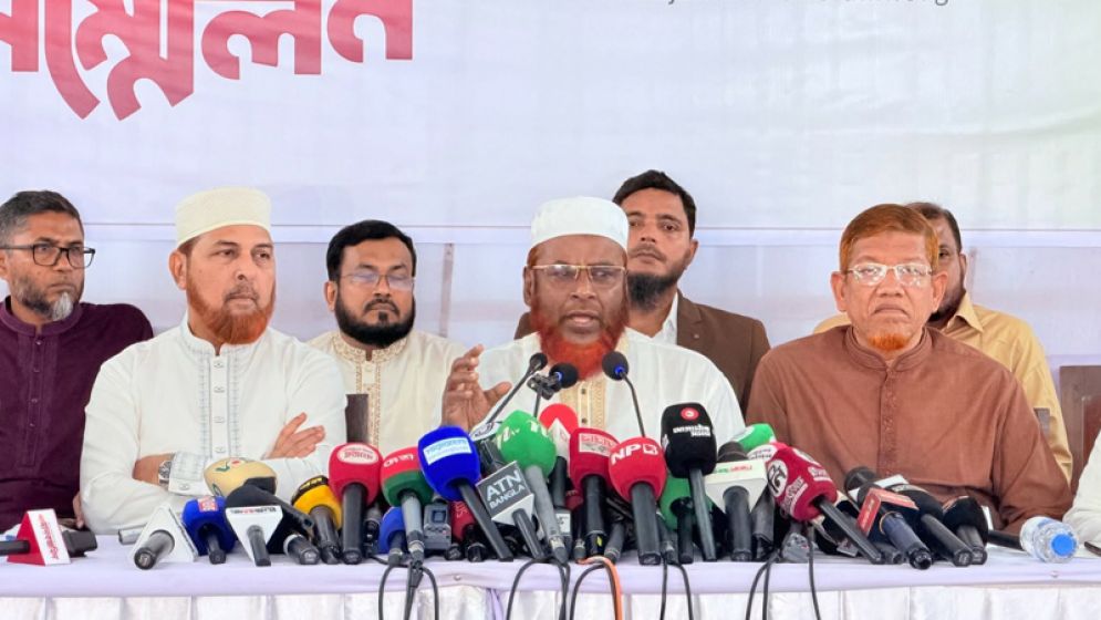 প্রশাসনে দলীয়করণের মাধ্যমে পুরনো ফ্যাসিবাদের পথে হাটছে বিএনপি