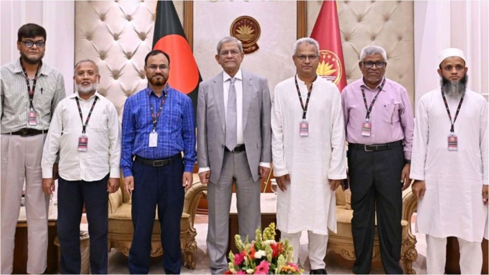 এআই ব্যবহারে পরিমিত হওয়ার আহ্বান রাষ্ট্রপতির