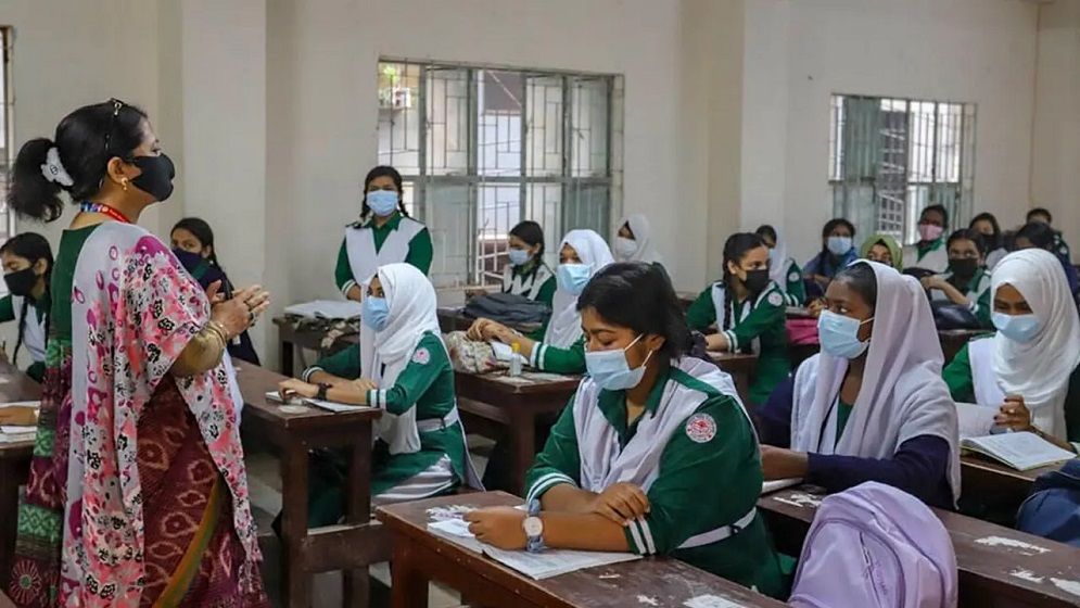 নবম জাতীয় পে-স্কেলের আওতায় এমপিওভুক্ত শিক্ষক-কর্মচারীরা