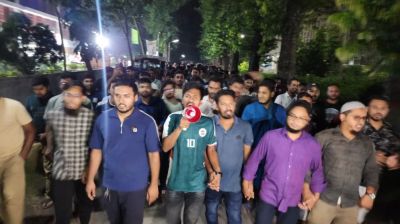 সরকারি চাকরির নিয়োগে ভাইভা নম্বর বাড়ানোর প্রতিবাদে রাজশাহী বিশ্ববিদ্যালয়ে বিক্ষোভ