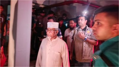 শেরে বাংলা নগর থানায় এমপি গাজী নজরুল ইসলাম