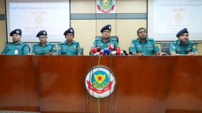 নাশকতার সময় পরিচয় আড়ালে মজুত করা ৯ হাজার মুখোশ জব্দ: ডিএমপি