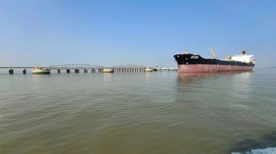 হরমুজের পর আরব সাগরেও ইরানের নিষেধাজ্ঞা