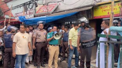 জাসদ কার্যালয় থেকে আটক সন্দেহভাজন আওয়ামী লীগের অর্ধশতাধিক নেতাকর্মী