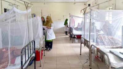 ডেঙ্গুতে এক সপ্তাহে ২৪ প্রাণহানি, হাসাপাতালে ১০ শতাংশ শয্যা রাখার নির্দেশ