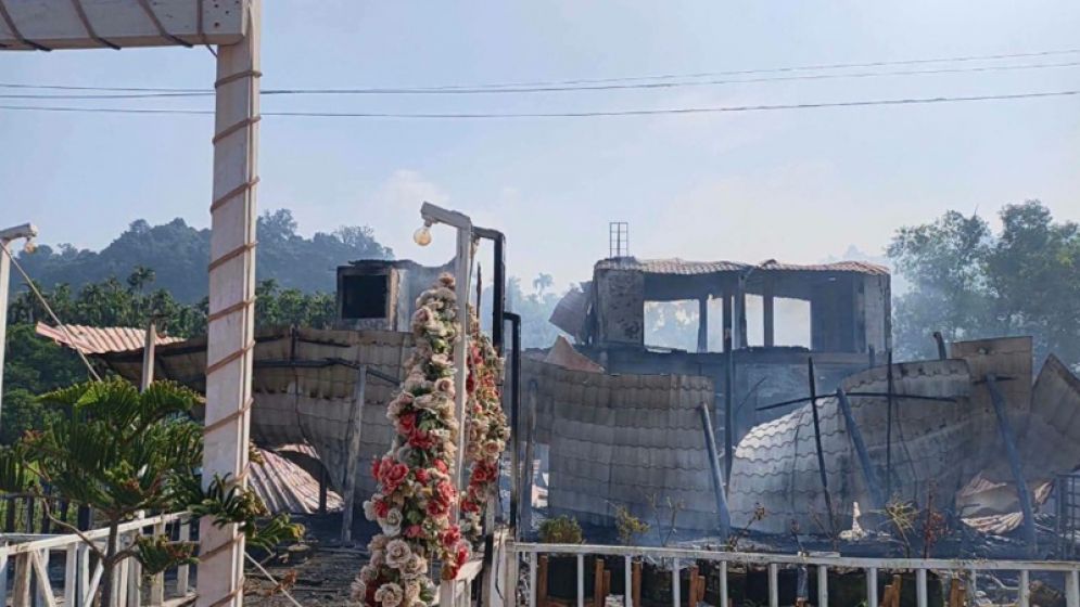 কক্সবাজারে রিসোর্টে ভয়াবহ আগুন: পালিয়েছে কর্তৃপক্ষ