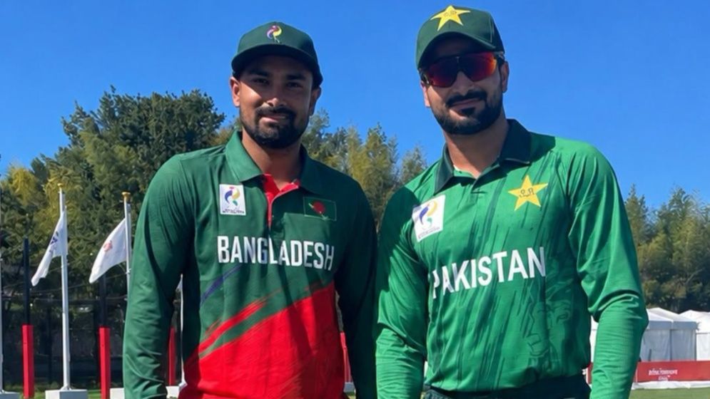টাইগারদের স্বপ্নভঙ্গ, বাংলাদেশকে কাঁদিয়ে ফাইনালে পাকিস্তান