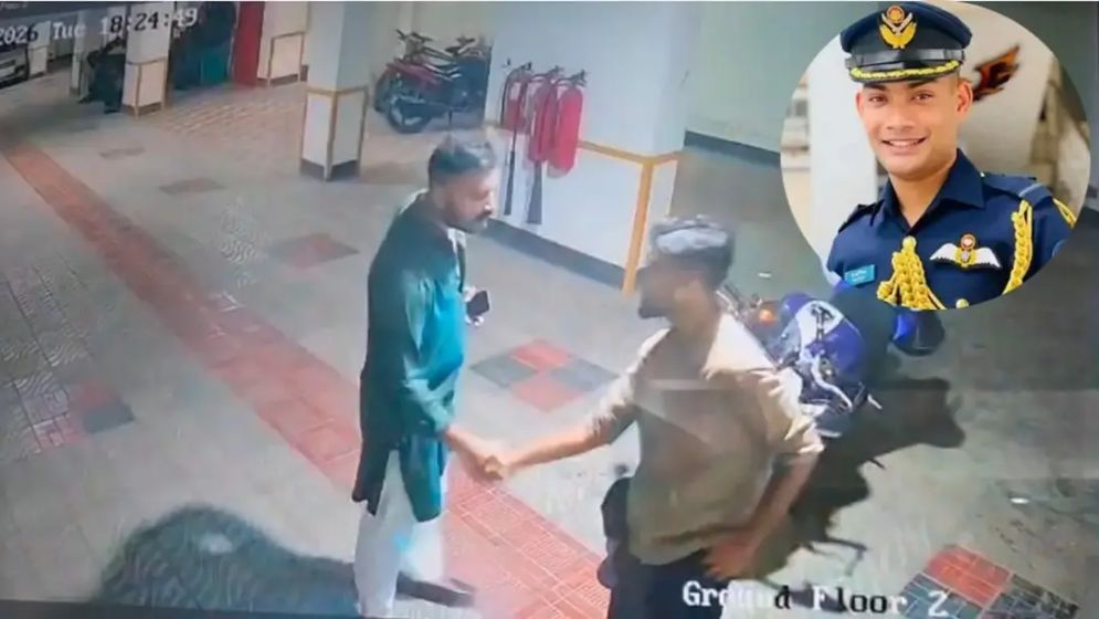 তাহসিফের বন্ধু দীপকে তুলে নিয়ে গেছে আইনশৃঙ্খলা বাহিনী