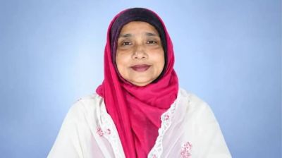 এমপি পদ থেকে পদত্যাগ করলেন মিষ্টি