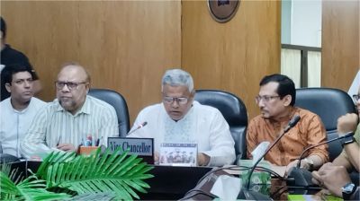 রাবিতে সাংবাদিক পেটানোর ঘটনায় ৪ জনের ছাত্রত্ব বাতিলের সুপারিশ