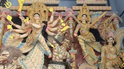শারদীয় দুর্গাপূজার ষষ্ঠী আজ