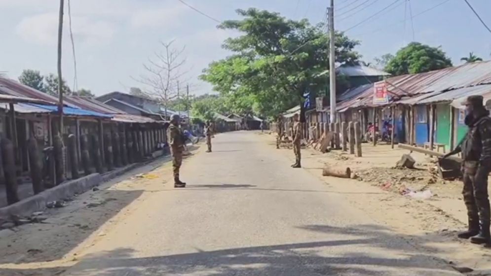 খাগড়াছড়ি ও রাঙামাটিতে আজ অর্ধদিবস সড়ক অবরোধ