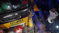 সীতাকুণ্ডে লরিচাপায় নারী-শিশুসহ নিহত ৫